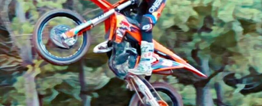 Video | Marvin Musquin vs. Sam Gaynor on 2-Strokes